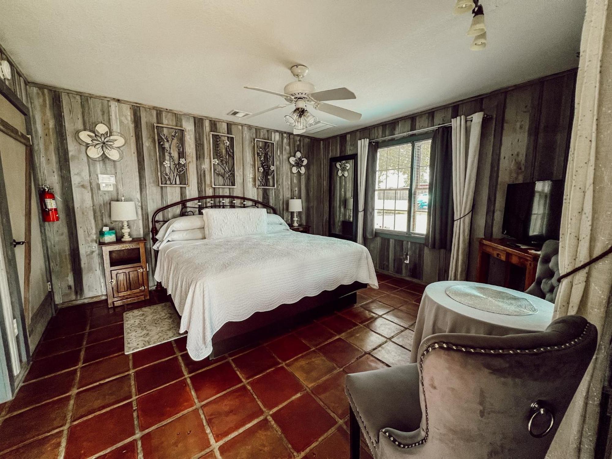 Gruene Cottages 新布朗费尔斯 外观 照片