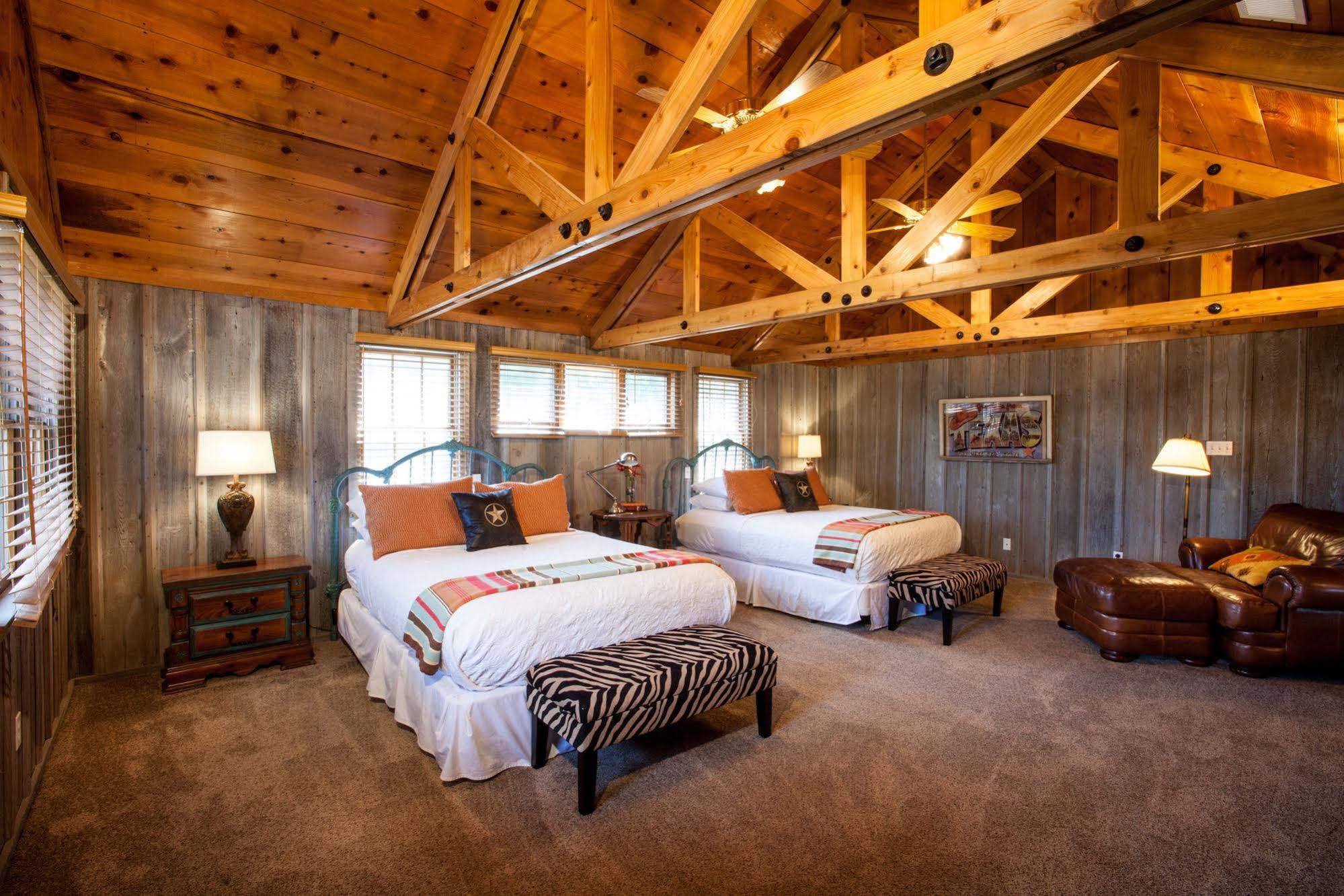 Gruene Cottages 新布朗费尔斯 外观 照片