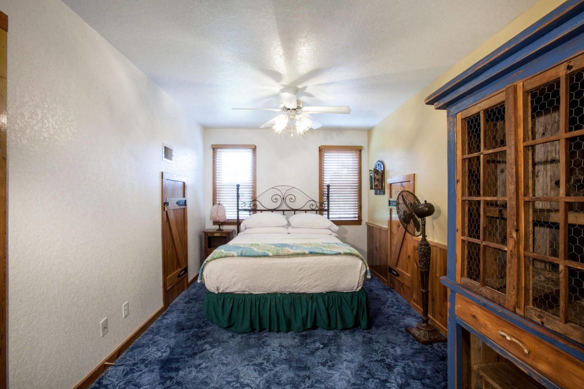 Gruene Cottages 新布朗费尔斯 外观 照片